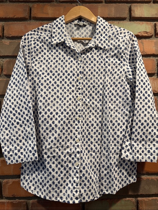 Hester & Orchard Tops - Linen Blend White Button-Down Shirt with Navy Pattern